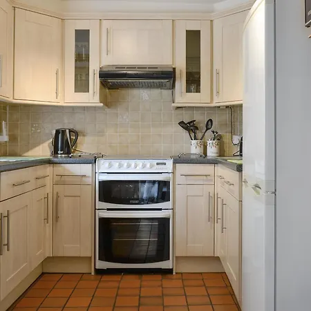 Crossgates - 9562 펜션 *